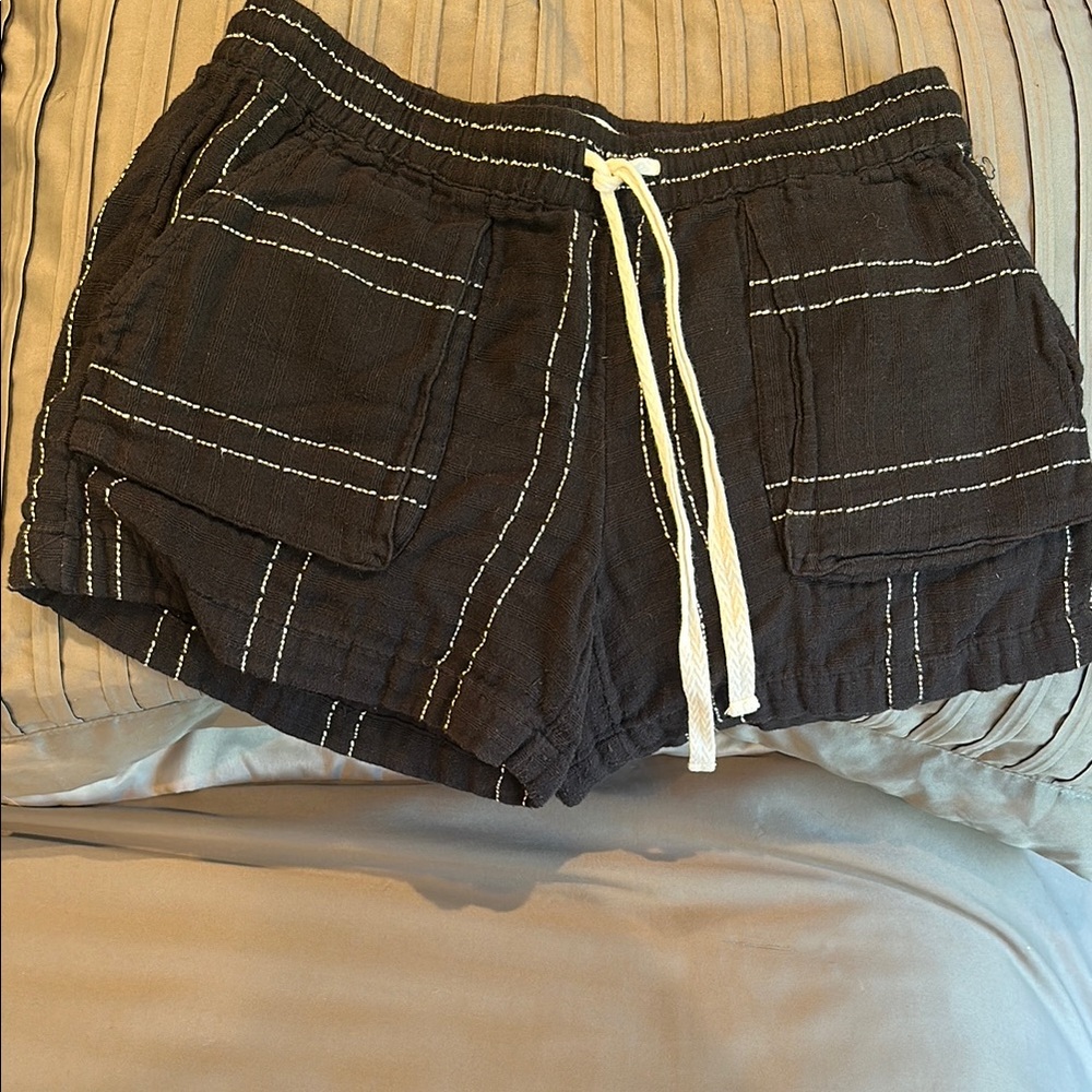 Lou & Grey Black Cargo Shorts with White Accents